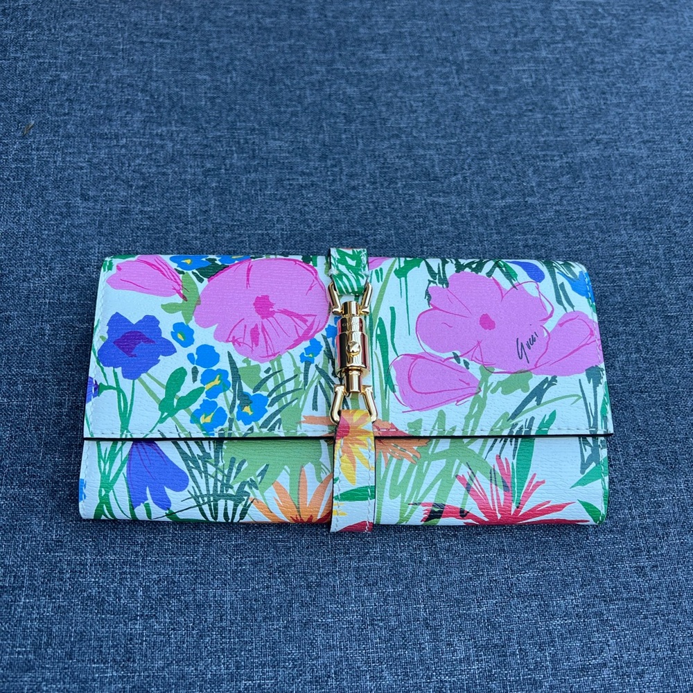 ✨Authentic Gucci Jackie 1961
Wallet On Chain x Ken Scott Collab